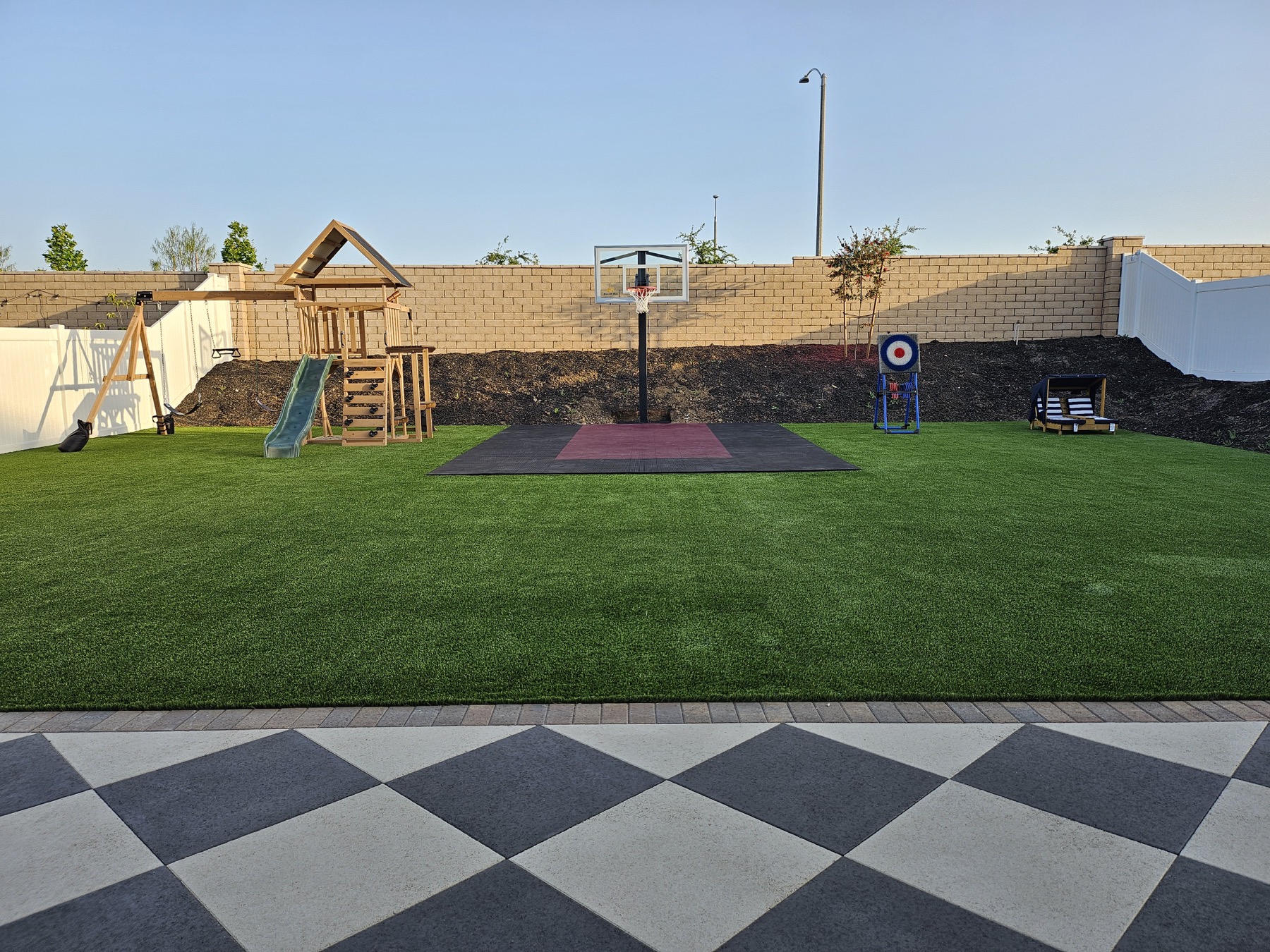 Outdoor Yes You Can Fitness weekend class space